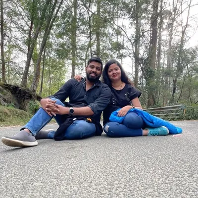 Shubhra & Abhishek profile