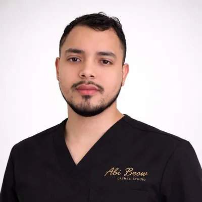 Abihail Salas | LIP FILLER 💉 MICROBLADING & DISEÑO DE CEJAS ✨ profile