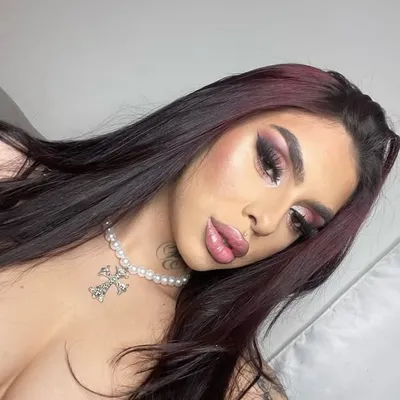Abida Moreira profile
