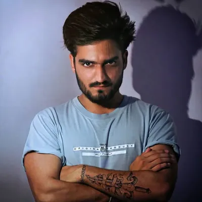 अभिषेक 😈 profile