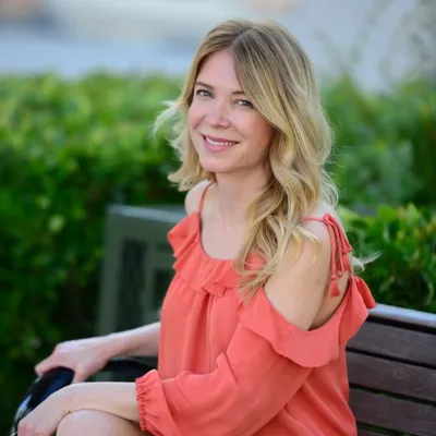 Laura Bonner profile