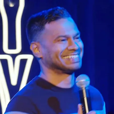 Daniel Fernandes | Comedian | Podcaster | profile