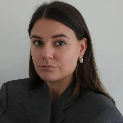 julie geilenkirchen profile