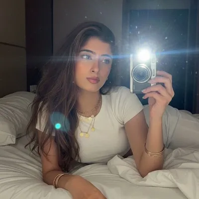 Khushi Instagram profile photo