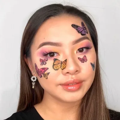 Annette🦋 profile