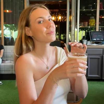 Anne-Charlotte Boukachabine profile