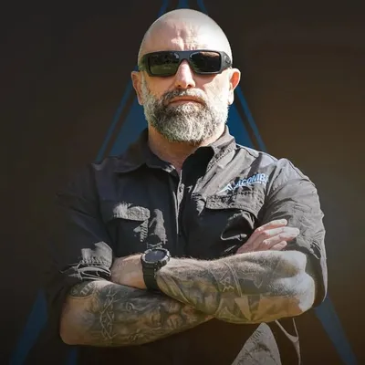 Andrade Acombat profile
