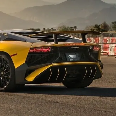 Life Changing Luxury profile
