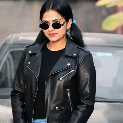 anika tiwari profile