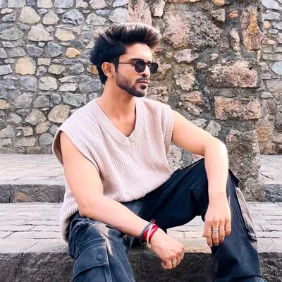 Aditya Vikhyat profile