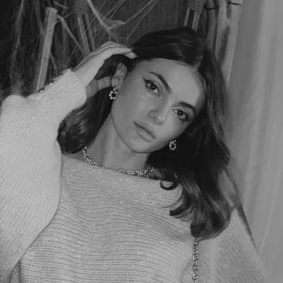 Ada Pop - Molnar profile