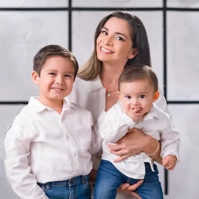 Ada Luz Carvajal | Estilo de vida & Maternidad profile