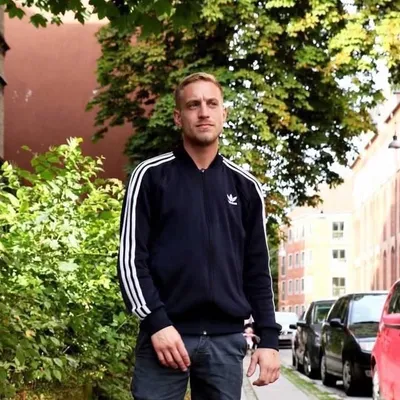 Adam Brosbøl profile
