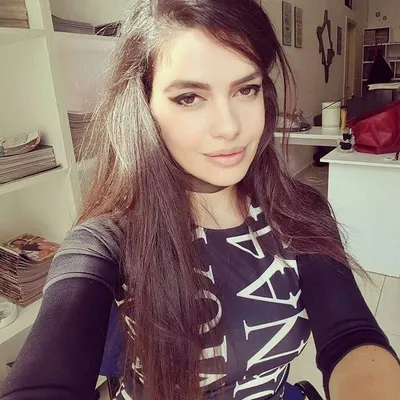 Adela Xhamani profile