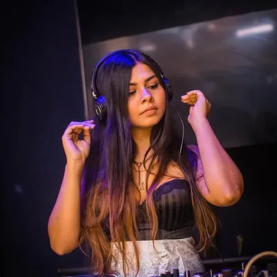 Adelphi Muse / Aurea Hora profile
