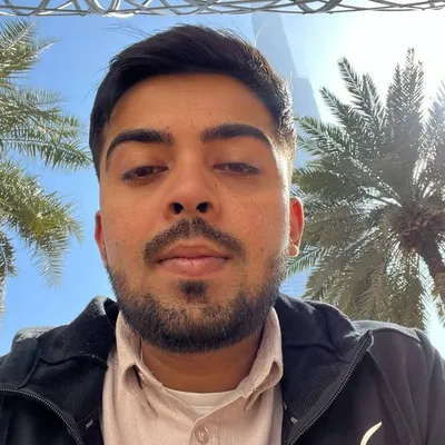 Aden Vaz profile