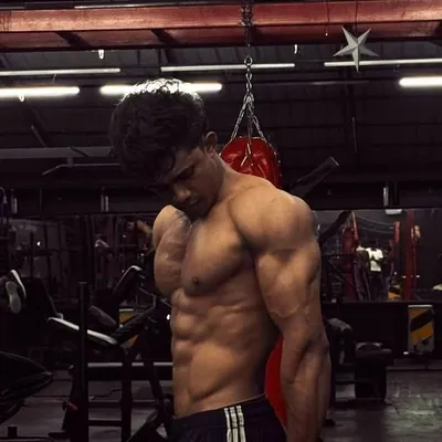 عادل شاجحان profile