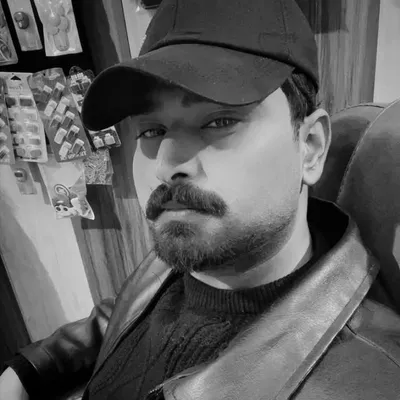 Adil Naqvi Amrohi | Traveller🇮🇳 profile