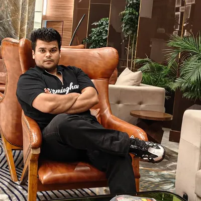 Adil Qureshi profile