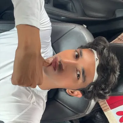 Adil Khan profile