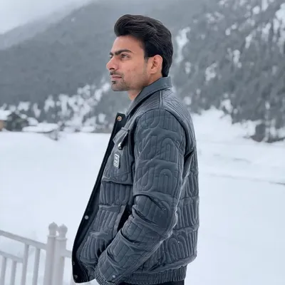 عادل ملِک profile