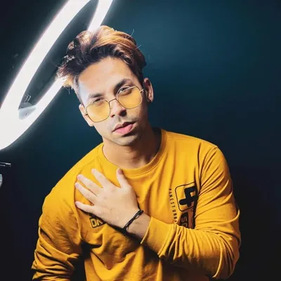 adilshahhhh 👑عادل شاہ👑 profile