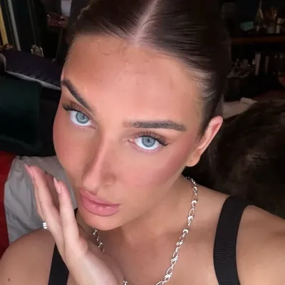 Adina Adelsson profile