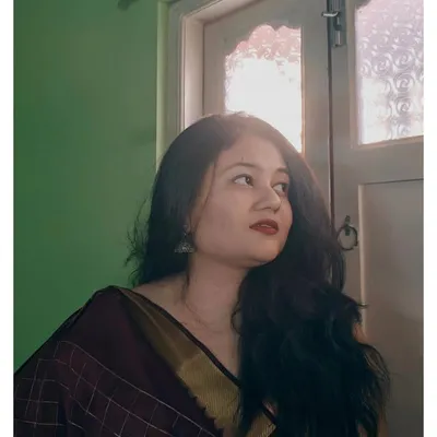 Dr. Aditi De profile