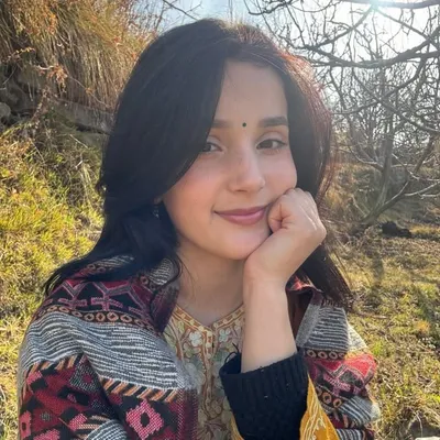 Aditi Chauhan profile