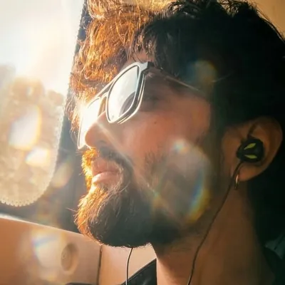 Aditya Dudkekar | Fashion Stylist profile