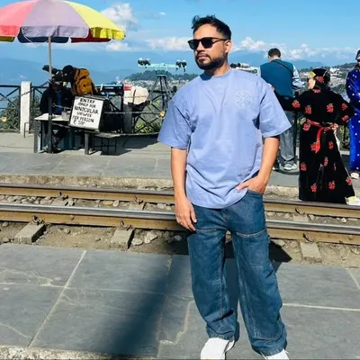 Aditya Apte profile