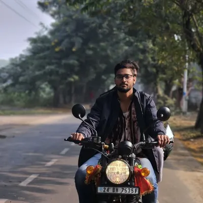 🕉️ आदित्य ठाकुर🚩 profile