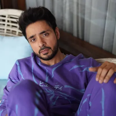 Adnan Khan profile