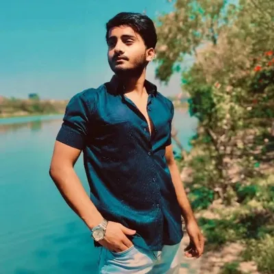 ADNAN LATEEF GHAZI ๐ฆ profile