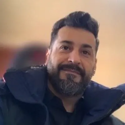 Adolfo Usier🔺 profile