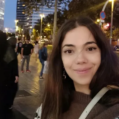 Adriana Polly profile