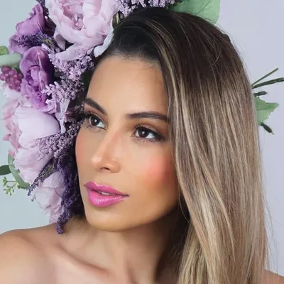 Adriana Aragón profile