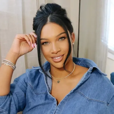 Adriana Lately • Atlanta Creator | Travel + Lifestyle profile