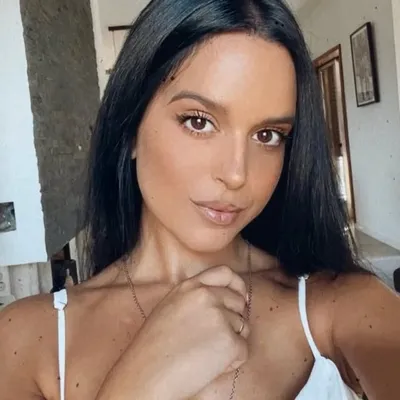 Adriana Martins profile