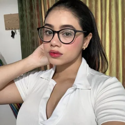 Adriana Rojas profile