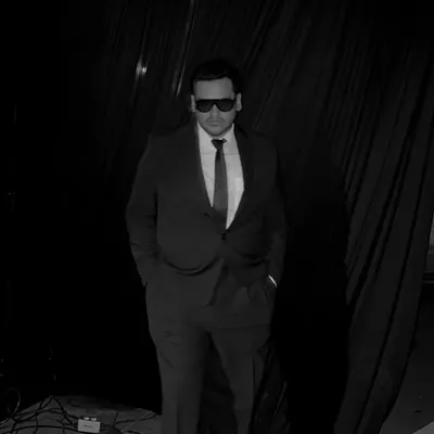 Adrian Rozz profile