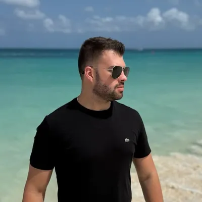 Adrian Schmitt profile