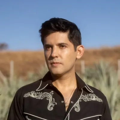 Adrián Varela profile