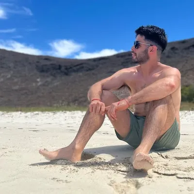 Adrian Lozano profile