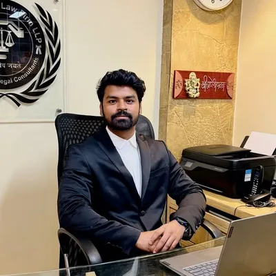 Adv. Abhinav Kumar profile