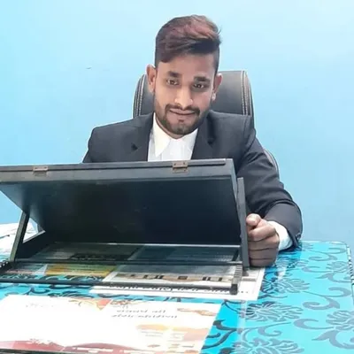 Advocate Navneet Yadav profile