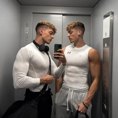 Andreas & Enrico Burik profile