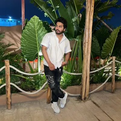 اعزاز شیخ profile