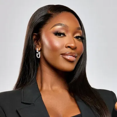 Pro Toronto Makeup Artist profile