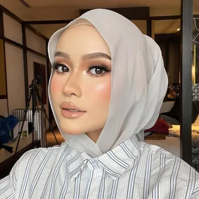 Fulltime Model, '00๐ฒ๐พ profile